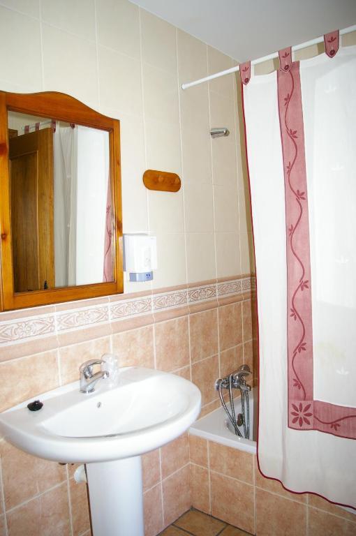 Hosteleria Santa Cruz Santa Cruz De La Seros Room photo